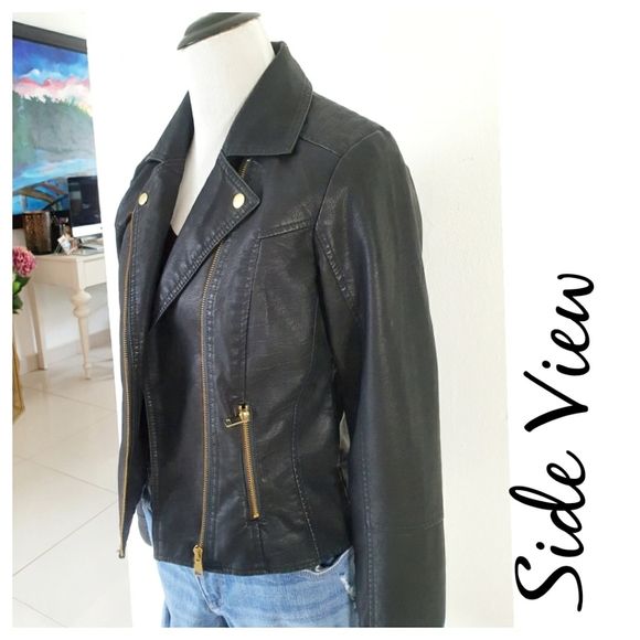 💥NWT- Faux Leather Black Jacket - Picture 8 of 12